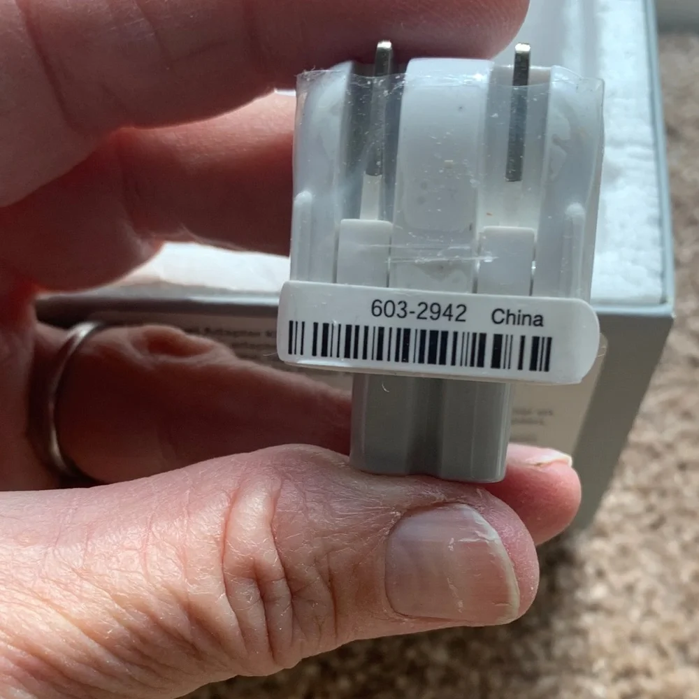 Apple World Travel Adapter Kit - Gray and White